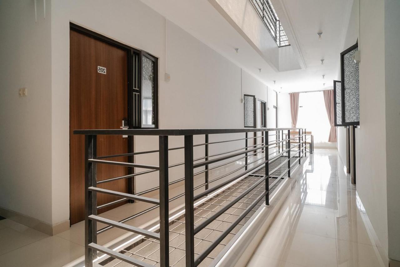 Koolkost Near Pasar Baru Hotel Jakarta Kültér fotó